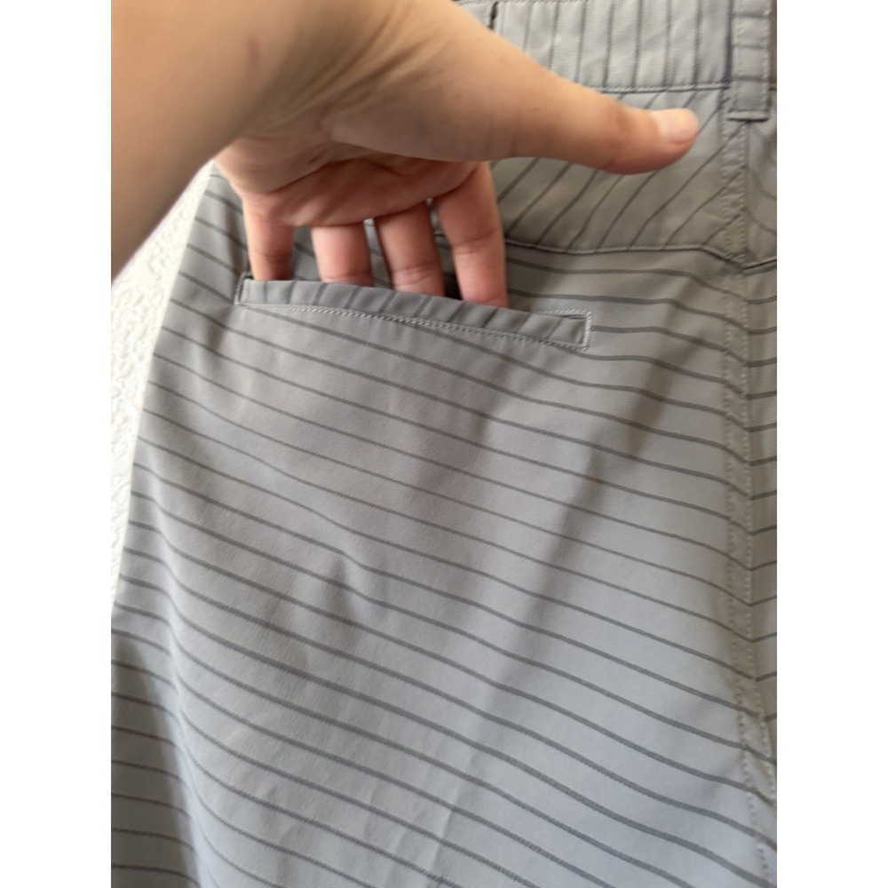 Nike Golf 30 Gray Stripe Dri Fit Stretch Golf Shorts Performance - Picture 7 of 15